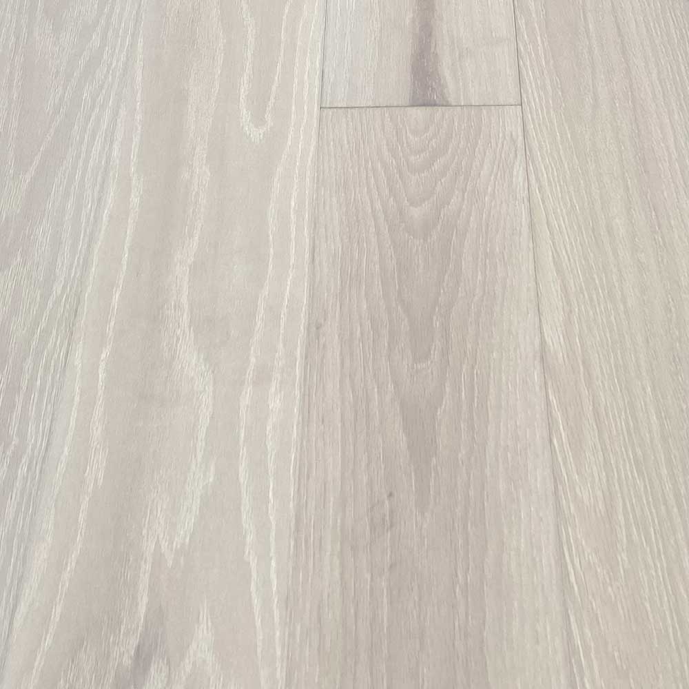 Premier Oak Engineered Hardwood